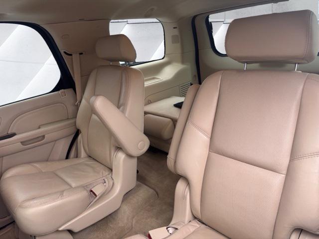 used 2007 Cadillac Escalade car, priced at $9,899