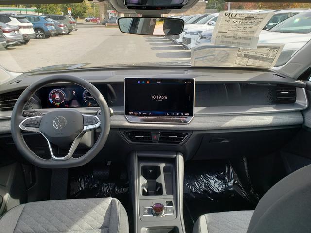 new 2025 Volkswagen Tiguan car, priced at $31,288