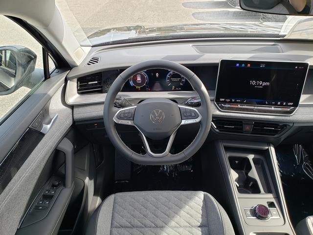 new 2025 Volkswagen Tiguan car, priced at $31,288