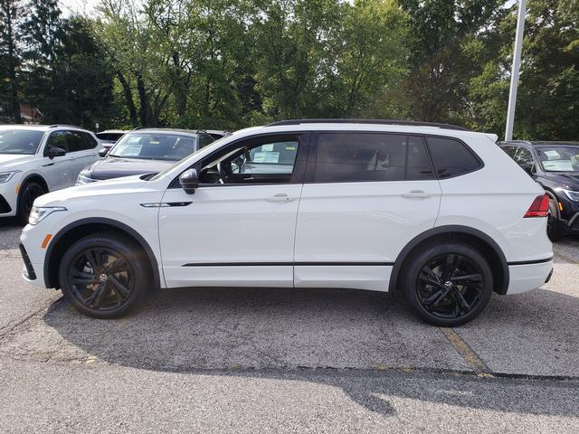 new 2024 Volkswagen Tiguan car, priced at $35,663