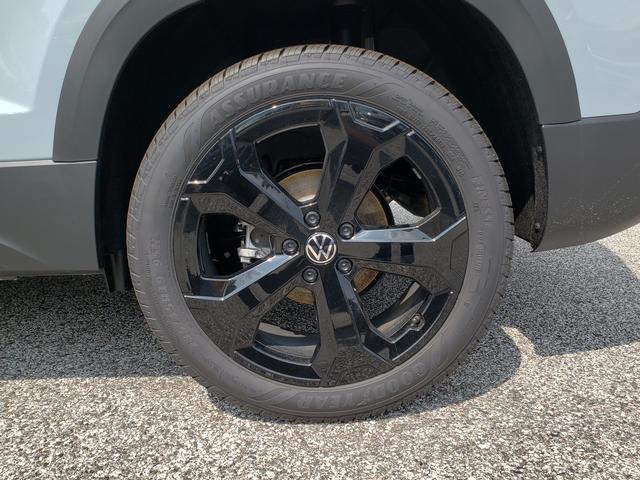 new 2025 Volkswagen Taos car, priced at $36,893