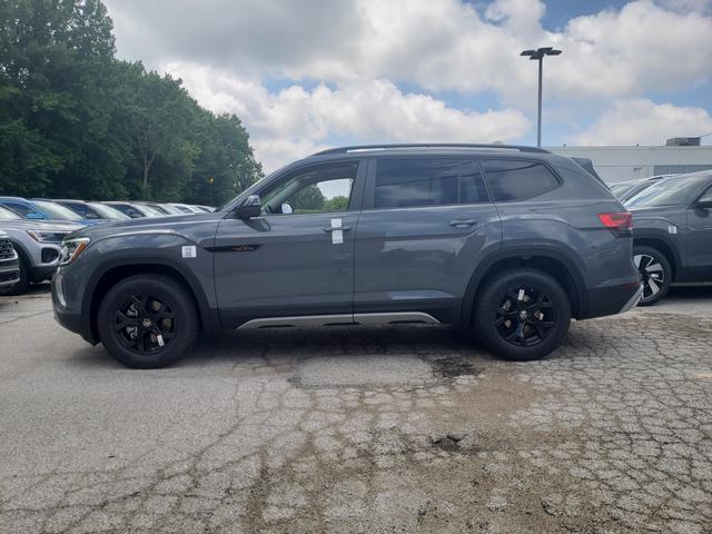 new 2024 Volkswagen Atlas car, priced at $44,906