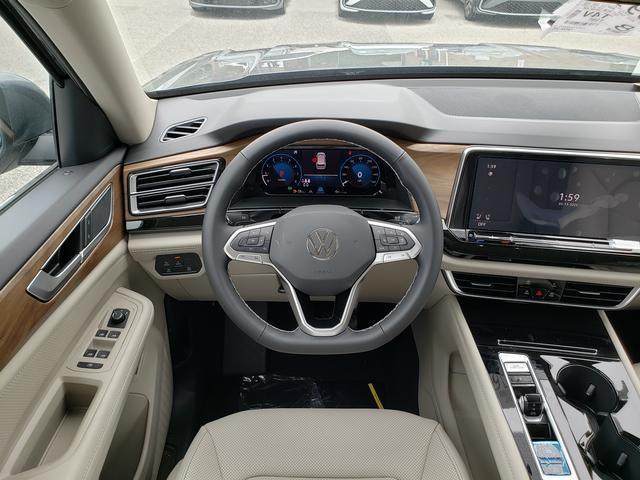 new 2025 Volkswagen ID.4 car, priced at $52,937