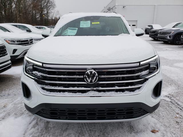 new 2025 Volkswagen Atlas car, priced at $44,182