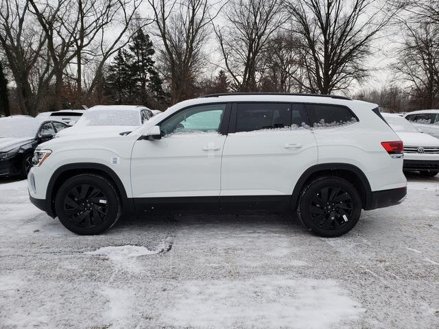 new 2025 Volkswagen Atlas car, priced at $44,182