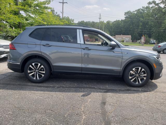 new 2024 Volkswagen Tiguan car, priced at $29,924