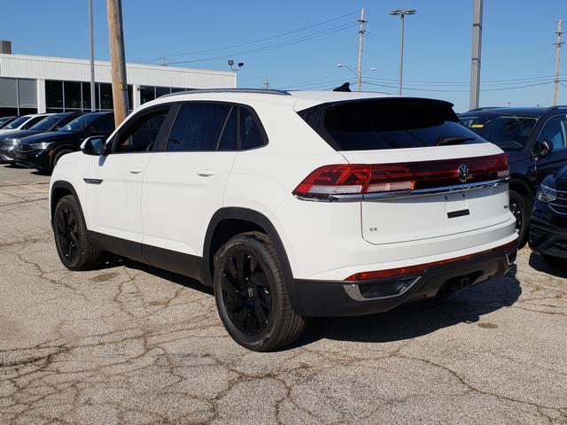 new 2025 Volkswagen Atlas Cross Sport car, priced at $44,007