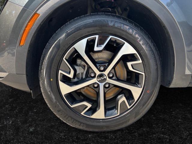 used 2023 Kia Sportage Hybrid car, priced at $23,899