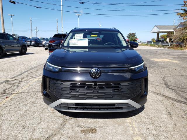 new 2025 Volkswagen Tiguan car, priced at $33,819