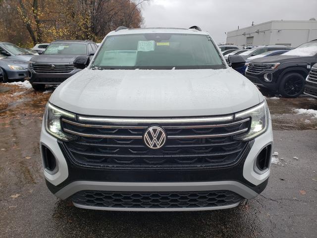 new 2025 Volkswagen Atlas car, priced at $45,163