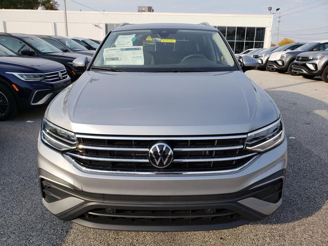 new 2024 Volkswagen Tiguan car, priced at $33,237