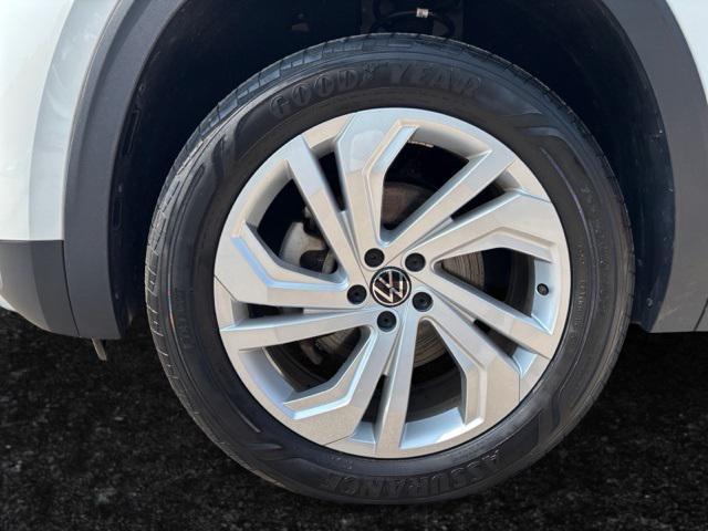 used 2021 Volkswagen Atlas car, priced at $29,945