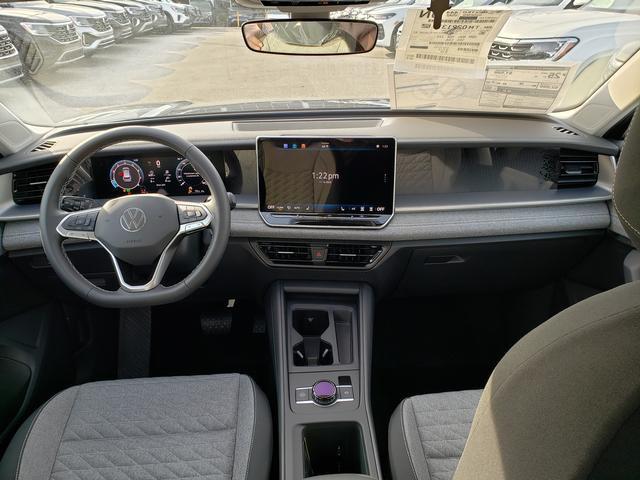 new 2026 Volkswagen Tiguan car, priced at $33,992