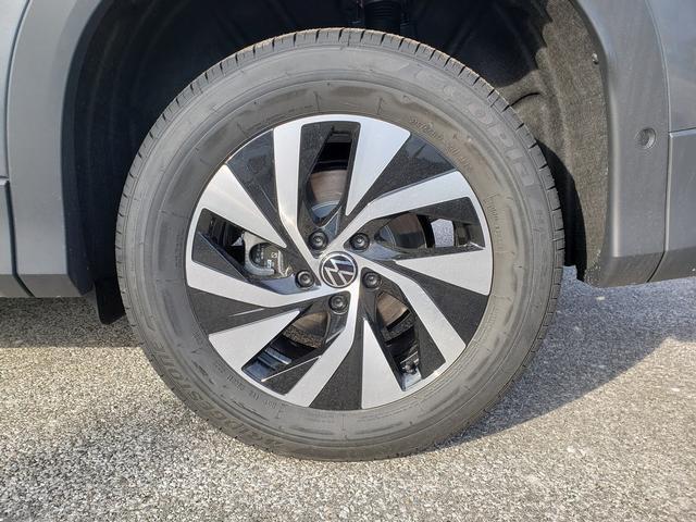 new 2026 Volkswagen Tiguan car, priced at $33,992