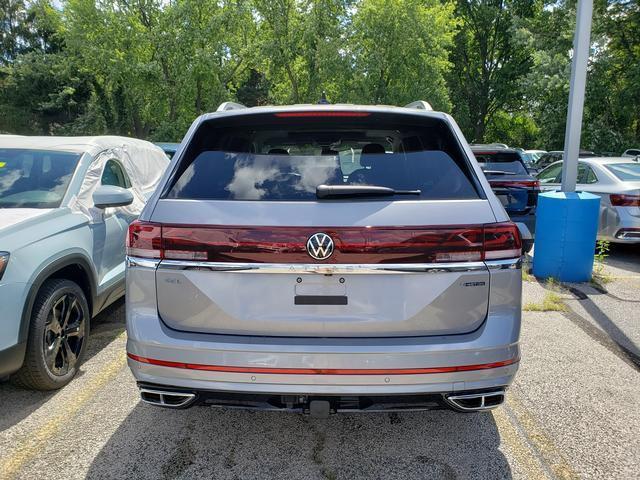 new 2025 Volkswagen Atlas car, priced at $50,531