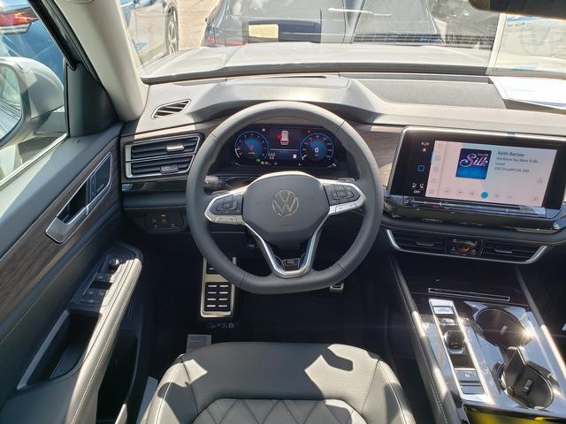 new 2025 Volkswagen Atlas car, priced at $50,531