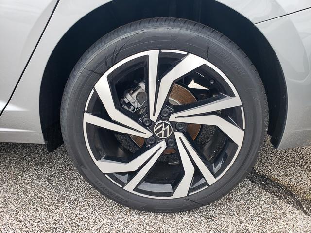 new 2025 Volkswagen Jetta car, priced at $29,537