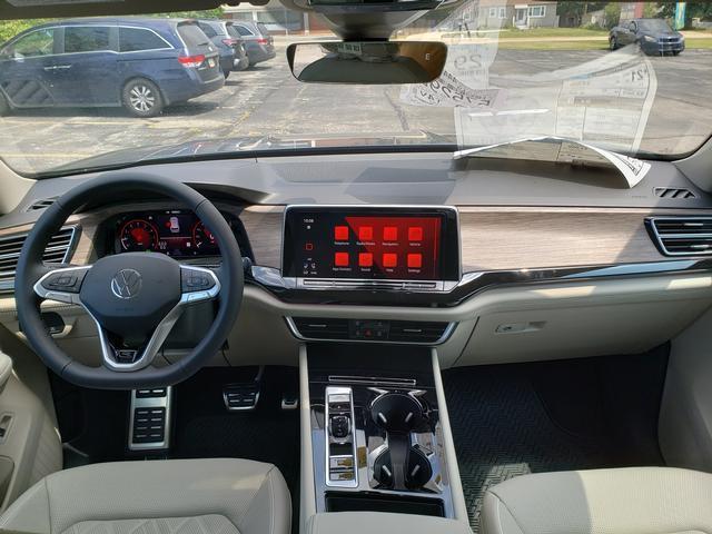 new 2025 Volkswagen Atlas car, priced at $50,640