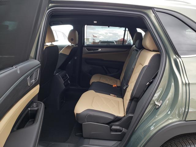 new 2026 Volkswagen Atlas Cross Sport car, priced at $48,033