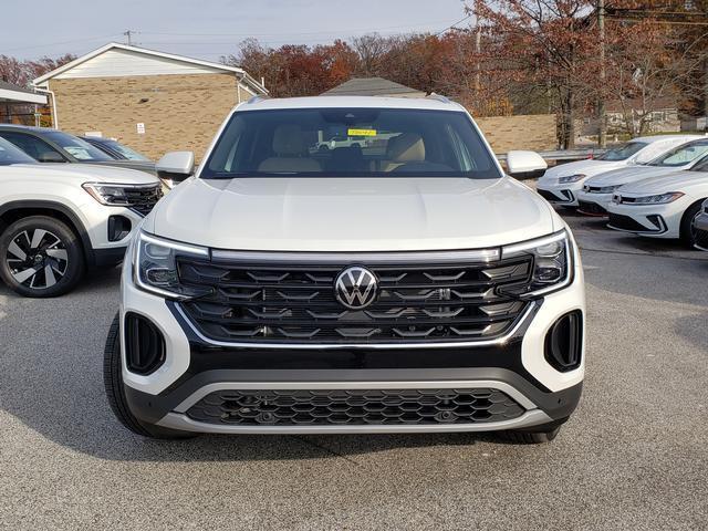 new 2026 Volkswagen Atlas Cross Sport car, priced at $47,893