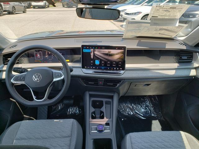 new 2025 Volkswagen Tiguan car, priced at $32,309