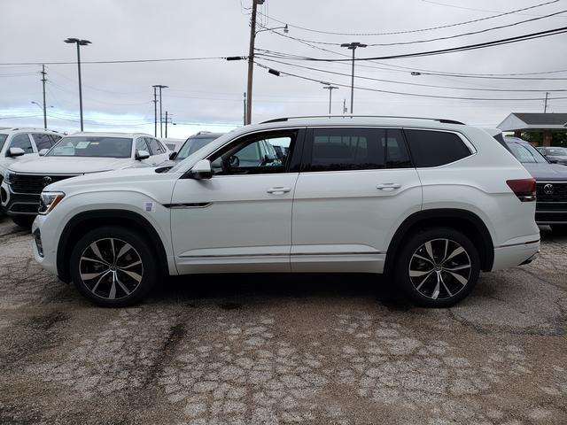 new 2024 Volkswagen Atlas car, priced at $50,719