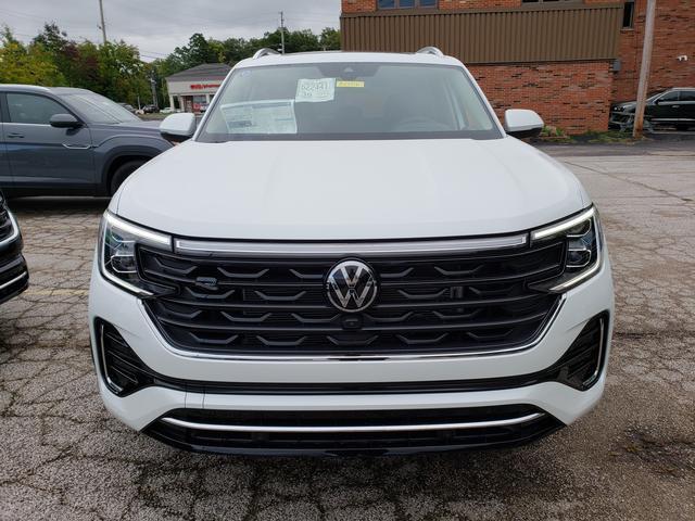 new 2024 Volkswagen Atlas car, priced at $50,719