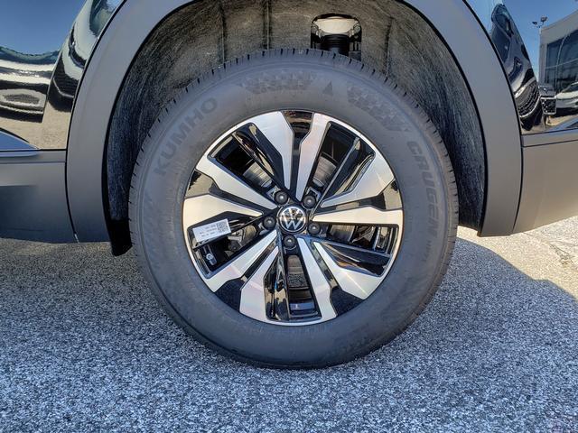 new 2026 Volkswagen Atlas Cross Sport car, priced at $41,630