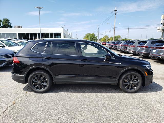 new 2024 Volkswagen Tiguan car, priced at $33,412