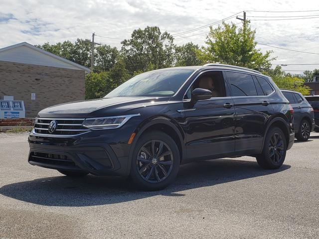 new 2024 Volkswagen Tiguan car, priced at $33,412