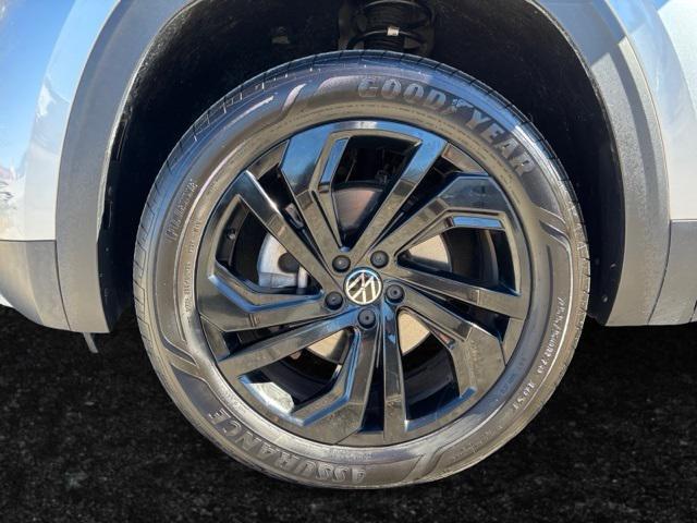used 2023 Volkswagen Atlas car, priced at $31,249