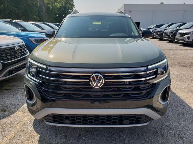 new 2024 Volkswagen Atlas car, priced at $45,271