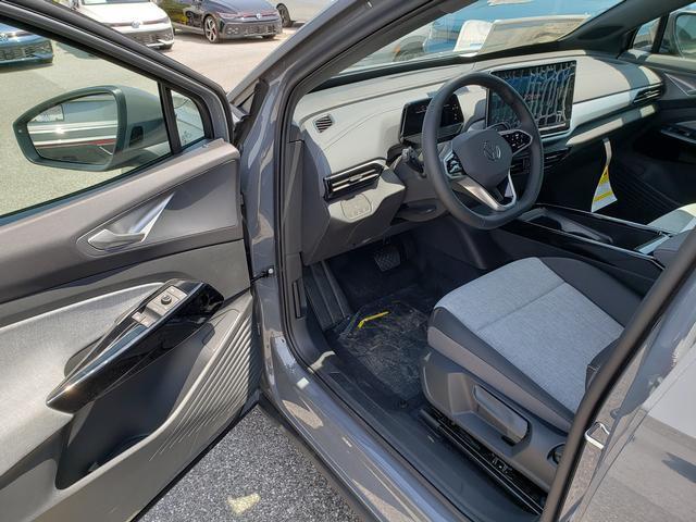 new 2025 Volkswagen ID.4 car, priced at $44,579