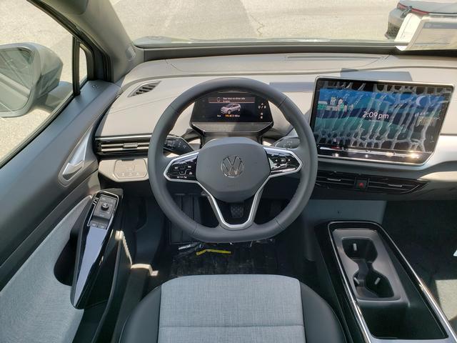 new 2025 Volkswagen ID.4 car, priced at $44,579