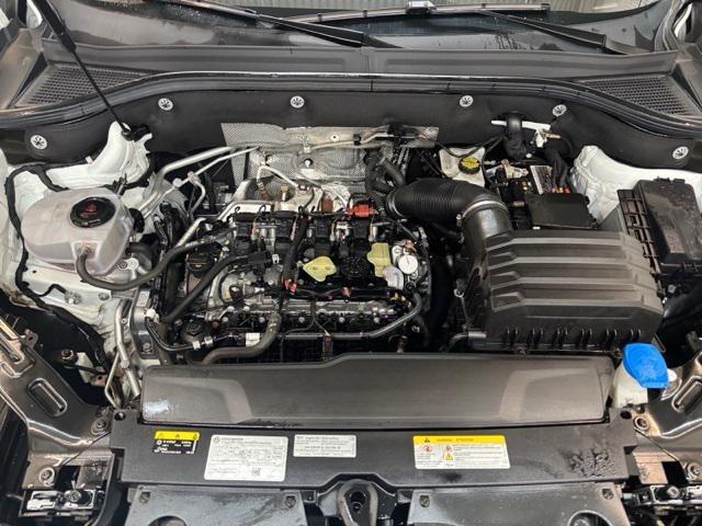used 2024 Volkswagen Atlas car, priced at $31,326