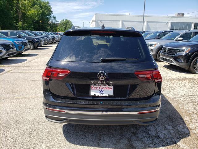 new 2024 Volkswagen Tiguan car, priced at $28,412