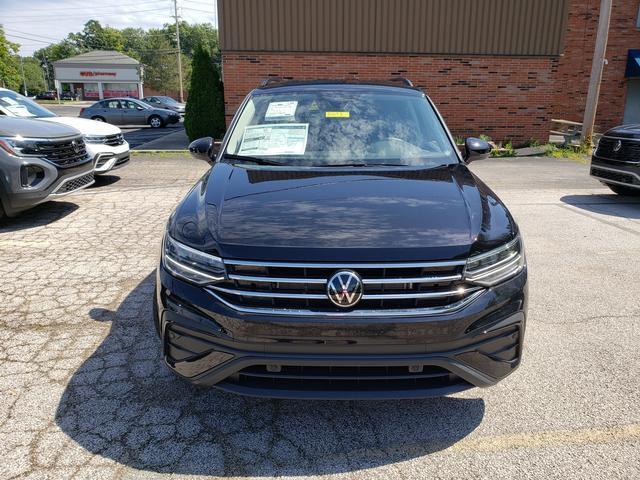 new 2024 Volkswagen Tiguan car, priced at $28,412