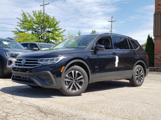 new 2024 Volkswagen Tiguan car, priced at $28,412