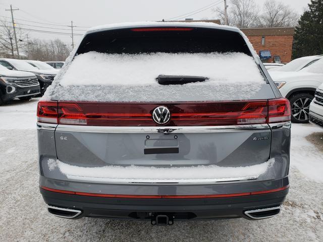 new 2025 Volkswagen Atlas car, priced at $44,405