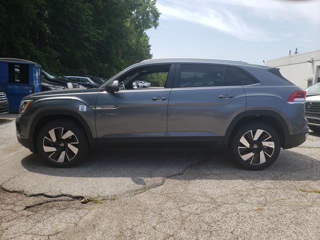 new 2024 Volkswagen Atlas Cross Sport car, priced at $40,388