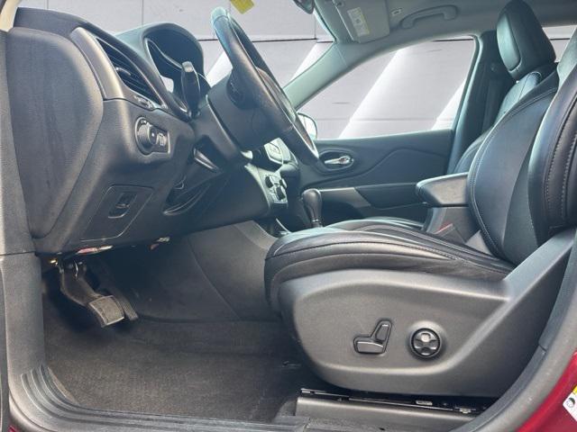 used 2019 Jeep Cherokee car, priced at $16,957