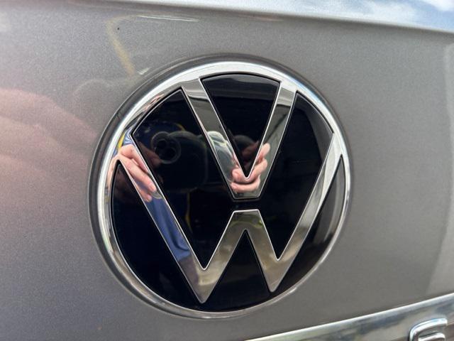 used 2021 Volkswagen Atlas Cross Sport car, priced at $24,994