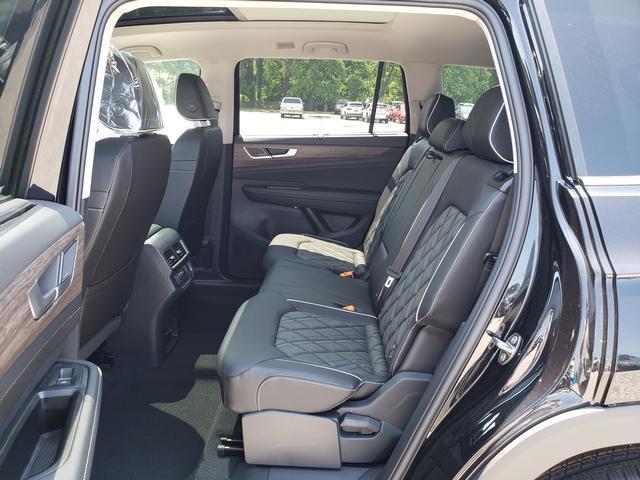 new 2025 Volkswagen Atlas car, priced at $53,775