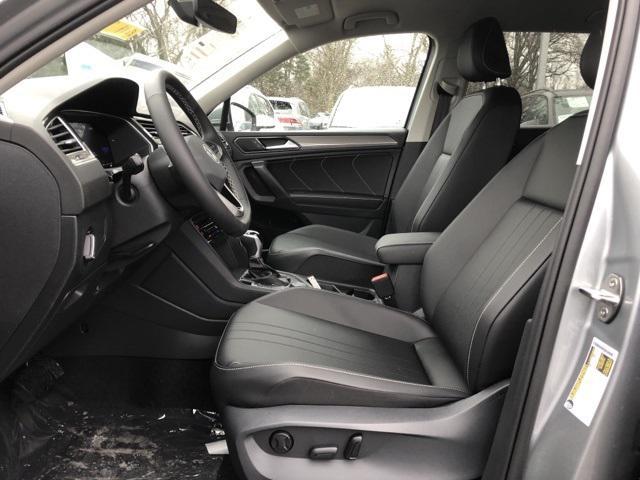 new 2024 Volkswagen Tiguan car