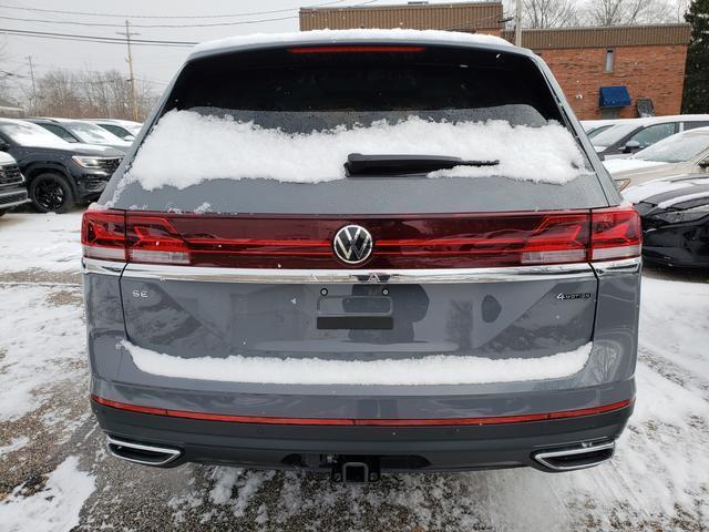 new 2025 Volkswagen Atlas car, priced at $43,670