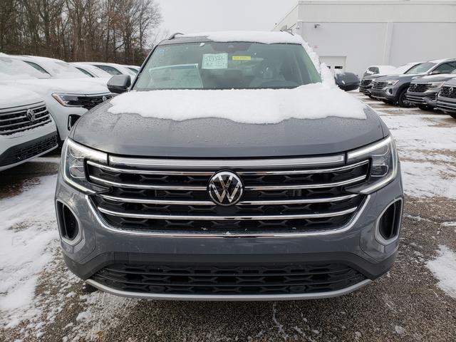 new 2025 Volkswagen Atlas car, priced at $43,670