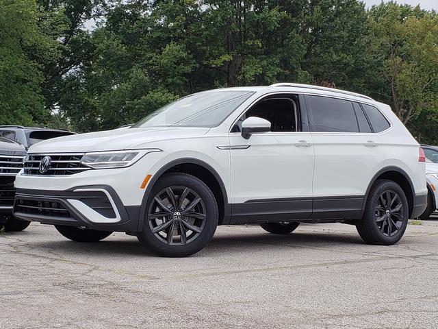 new 2024 Volkswagen Tiguan car, priced at $33,275