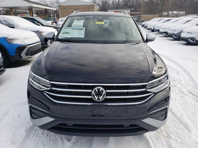 new 2024 Volkswagen Tiguan car, priced at $32,035