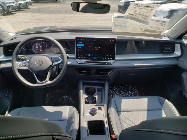 new 2025 Volkswagen Tiguan car, priced at $33,156