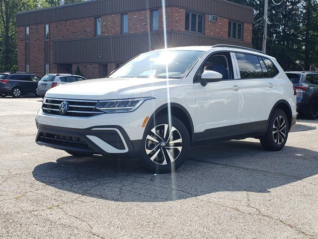 new 2024 Volkswagen Tiguan car, priced at $29,944